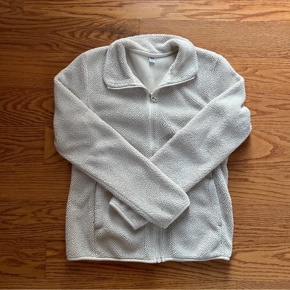 Uniqlo Fluffy Fleece Jacket